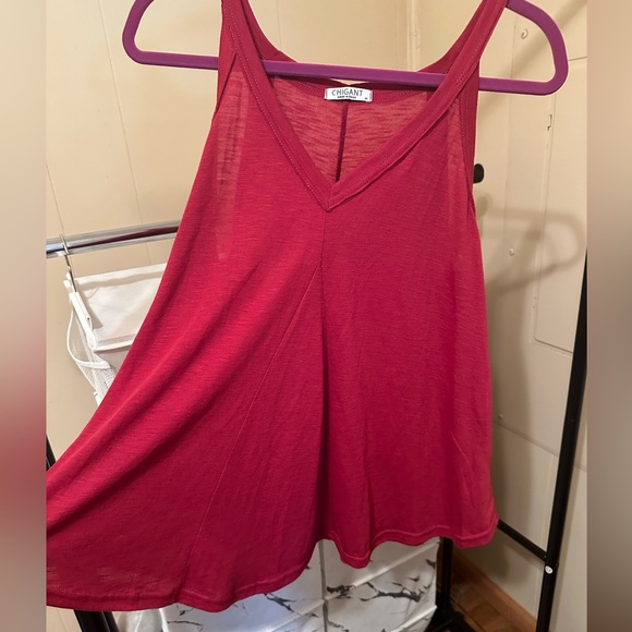 Chigant M Red Tank Tee - Picture 2 of 4
